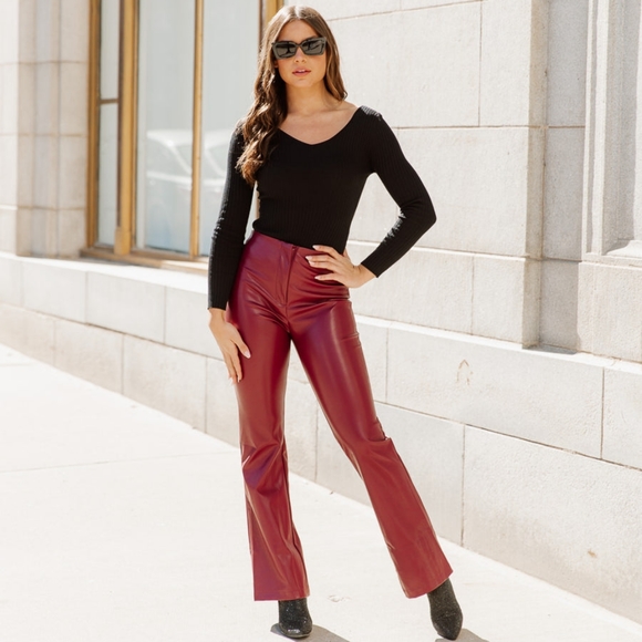 SOHO Apparel Burgundy Faux Leather Pants Women’s Medium - NWT - Picture 2 of 16